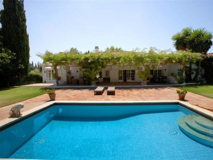 Villa&nbsp;with&nbsp;4&nbsp;bedroom&nbsp;in&nbsp;town&nbsp;143935