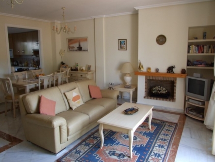Townhome&nbsp;for&nbsp;sale&nbsp;in&nbsp;town,&nbsp;Malaga&nbsp;145598