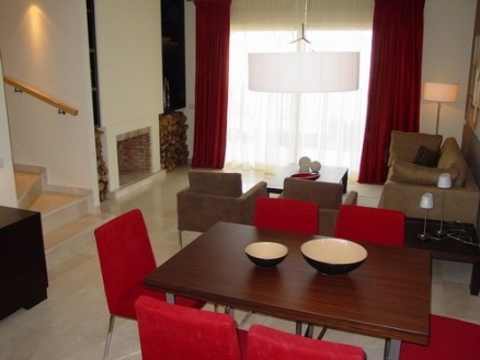 Townhome&nbsp;with&nbsp;3&nbsp;bedroom&nbsp;in&nbsp;town&nbsp;145623