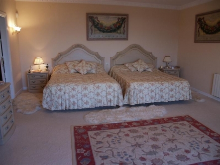 Villa&nbsp;with&nbsp;6&nbsp;bedroom&nbsp;in&nbsp;town&nbsp;147000