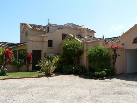 Villa&nbsp;with&nbsp;5&nbsp;bedroom&nbsp;in&nbsp;town&nbsp;147041