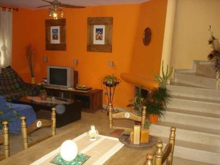 Townhome&nbsp;for&nbsp;sale&nbsp;in&nbsp;town,&nbsp;Spain&nbsp;147199