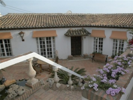 Malaga&nbsp;property&nbsp;|&nbsp;3&nbsp;bedroom&nbsp;Villa&nbsp;147393
