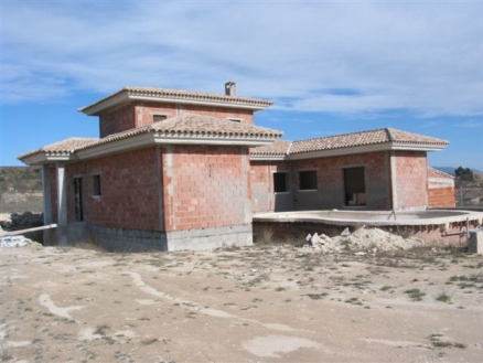 Villa with 4 bedroom in town 147563