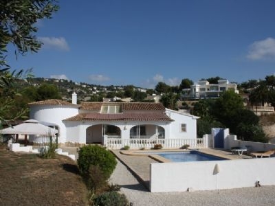 Villa for sale in town 150711