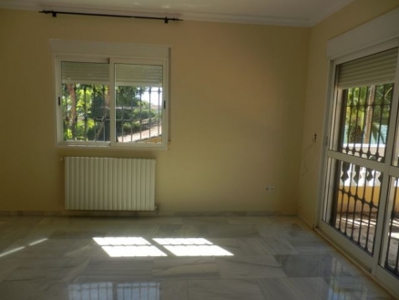 Las Chapas De Marbella property: Villa to rent in Las Chapas De Marbella, Malaga 151373