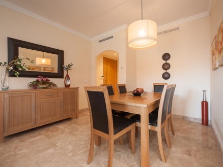 Estepona property: Apartment with 2 bedroom in Estepona 151389