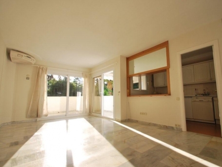 Las Chapas De Marbella property: Apartment with 2 bedroom in Las Chapas De Marbella 151391