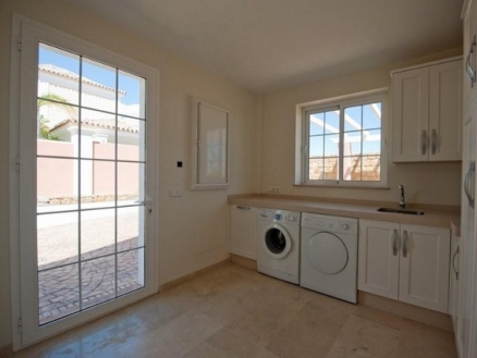 Benahavis&nbsp;property:&nbsp;Villa&nbsp;for&nbsp;sale&nbsp;in&nbsp;Benahavis,&nbsp;Malaga&nbsp;152198