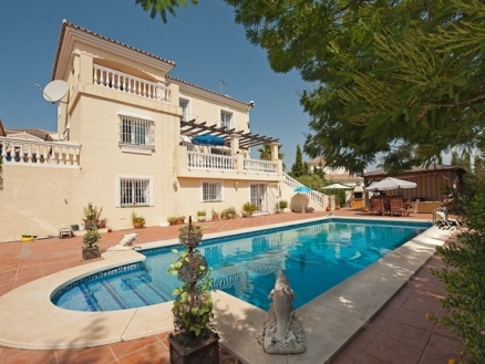 Coin property: Villa for sale in Coin 152301