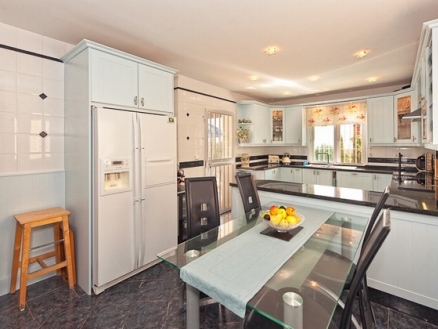 Coin property: Villa with 4 bedroom in Coin 152301