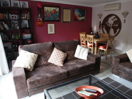 Townhome&nbsp;with&nbsp;4&nbsp;bedroom&nbsp;in&nbsp;town,&nbsp;Spain&nbsp;152962