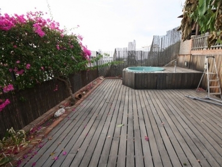 Townhome&nbsp;with&nbsp;4&nbsp;bedroom&nbsp;in&nbsp;town,&nbsp;Spain&nbsp;154122