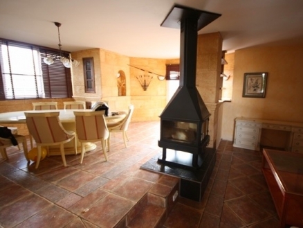 Malaga&nbsp;property&nbsp;|&nbsp;4&nbsp;bedroom&nbsp;Townhome&nbsp;154122