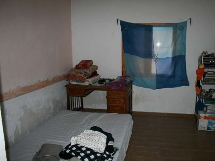 House with 2 bedroom in town 154420