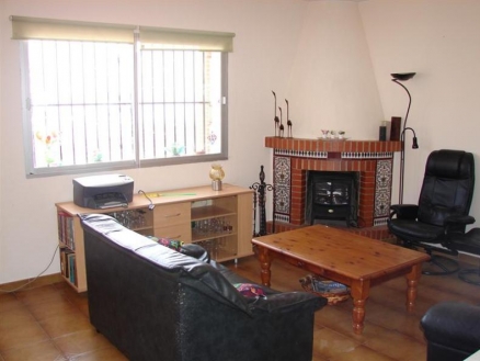 Villa&nbsp;with&nbsp;3&nbsp;bedroom&nbsp;in&nbsp;town,&nbsp;Spain&nbsp;154686