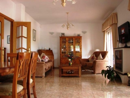 Villa&nbsp;with&nbsp;3&nbsp;bedroom&nbsp;in&nbsp;town,&nbsp;Spain&nbsp;154693