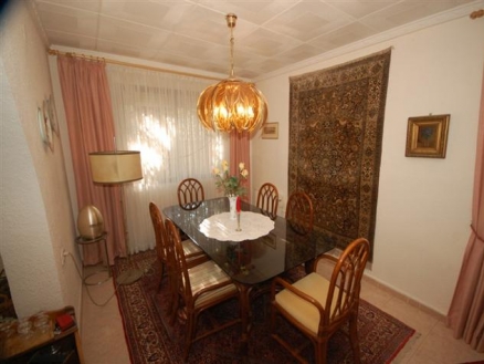 Villa&nbsp;for&nbsp;sale&nbsp;in&nbsp;town,&nbsp;Alicante&nbsp;154701