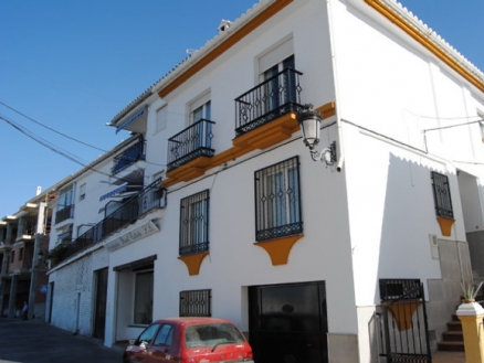 Competa property: Townhome for sale in Competa 154740