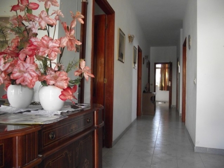 Villa&nbsp;for&nbsp;sale&nbsp;in&nbsp;town,&nbsp;Spain&nbsp;154967