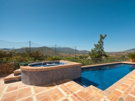 Villa&nbsp;with&nbsp;4&nbsp;bedroom&nbsp;in&nbsp;town,&nbsp;Spain&nbsp;155069