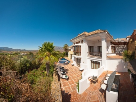 Villa&nbsp;for&nbsp;sale&nbsp;in&nbsp;town,&nbsp;Malaga&nbsp;155069