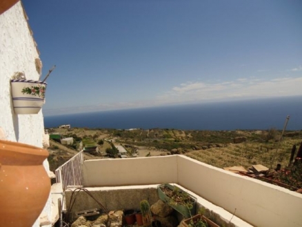 Villa&nbsp;with&nbsp;1&nbsp;bedroom&nbsp;in&nbsp;town,&nbsp;Spain&nbsp;155487