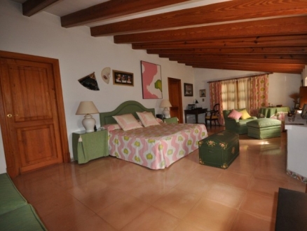 Puigpunyent&nbsp;property:&nbsp;Villa&nbsp;with&nbsp;5&nbsp;bedroom&nbsp;in&nbsp;Puigpunyent&nbsp;155785