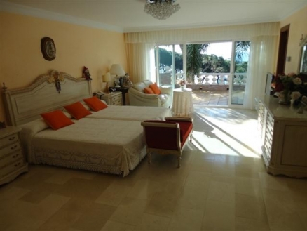 Villa&nbsp;for&nbsp;sale&nbsp;in&nbsp;town,&nbsp;Spain&nbsp;156587