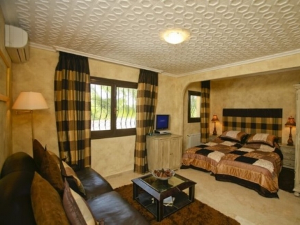 Villa&nbsp;in&nbsp;Malaga&nbsp;for&nbsp;sale&nbsp;156661