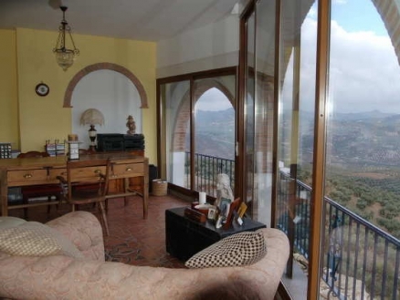 Villa&nbsp;for&nbsp;sale&nbsp;in&nbsp;town,&nbsp;Spain&nbsp;156761