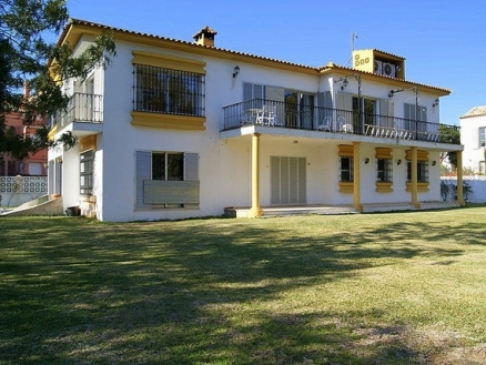 Villa&nbsp;for&nbsp;sale&nbsp;in&nbsp;town&nbsp;156815