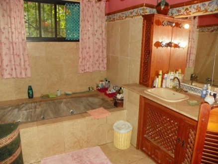 San&nbsp;Pedro&nbsp;de&nbsp;Alcantara&nbsp;property:&nbsp;Malaga&nbsp;Villa&nbsp;157029