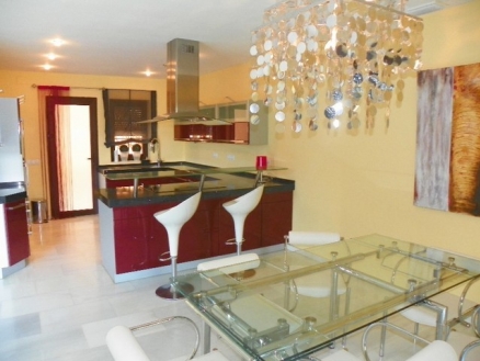 Townhome&nbsp;with&nbsp;4&nbsp;bedroom&nbsp;in&nbsp;town,&nbsp;Spain&nbsp;157193