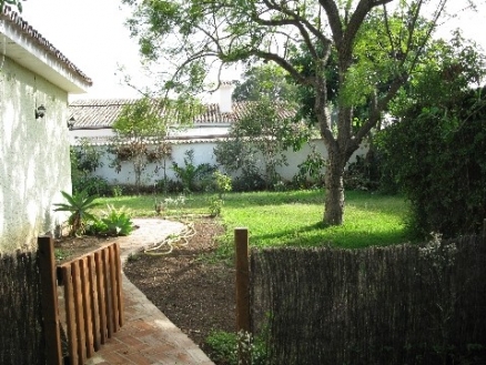 Villa&nbsp;for&nbsp;sale&nbsp;in&nbsp;town,&nbsp;Spain&nbsp;157209
