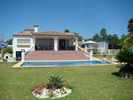 Estepona property: Villa for sale in Estepona 157212