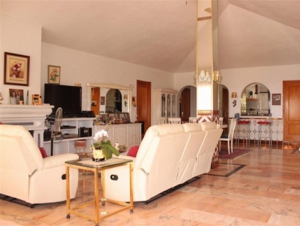Estepona property: Villa with 3 bedroom in Estepona, Spain 157212
