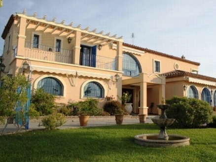 Estepona property: Villa for sale in Estepona 157217