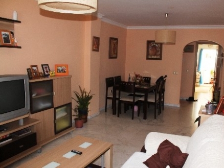 Estepona property: Apartment with 2 bedroom in Estepona 157220