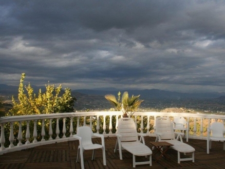 Alhaurin El Grande property: Villa with 4 bedroom in Alhaurin El Grande 157225
