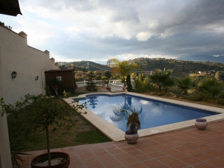 Alhaurin El Grande property: Malaga property | 4 bedroom Villa 157225