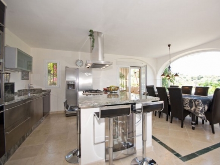 Coin property: Villa with 4 bedroom in Coin 157302