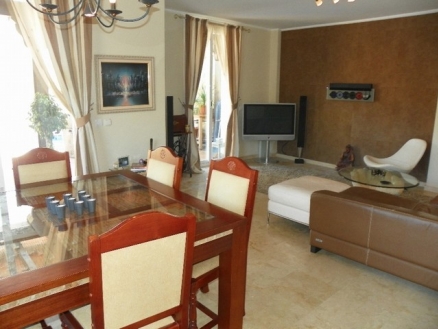 Benalmádena property: Malaga property | 5 bedroom Townhome 157402