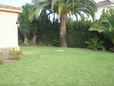 El Paraiso property: Malaga Villa 157416