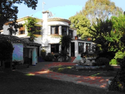 Villa&nbsp;for&nbsp;sale&nbsp;in&nbsp;town&nbsp;157431