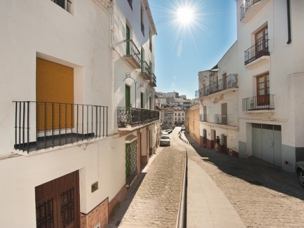 Alora&nbsp;property:&nbsp;Townhome&nbsp;with&nbsp;9+&nbsp;bedroom&nbsp;in&nbsp;Alora&nbsp;157437