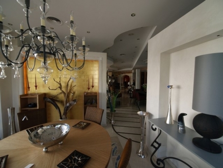Commercial with bedroom in town, Spain 157449
