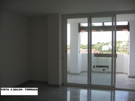 Las Chapas De Marbella property: Apartment for sale in Las Chapas De Marbella, Malaga 157484
