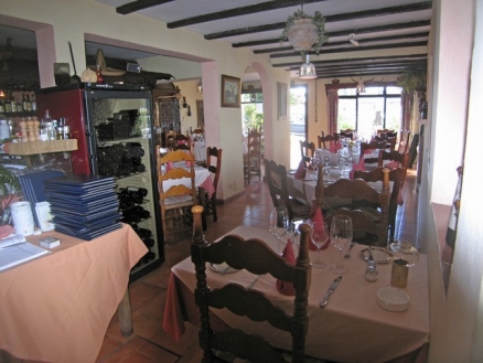 Commercial&nbsp;for&nbsp;sale&nbsp;in&nbsp;town,&nbsp;Malaga&nbsp;157554