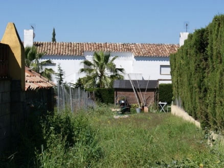 Land&nbsp;with&nbsp;bedroom&nbsp;in&nbsp;town&nbsp;157593